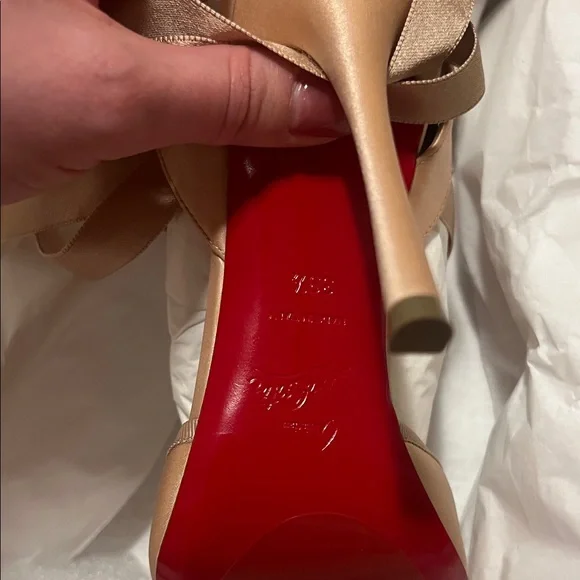 Louboutin Cassia Lace Up 100 - Picture 6 of 8